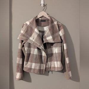 Plaid, Checkered Bomber Jacket - Beige and White. Large, Zipper Closure.